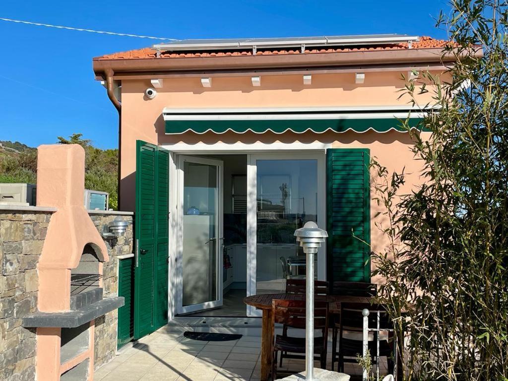 Villetta Sole Mare Santo Stefano al Mare Kültér fotó