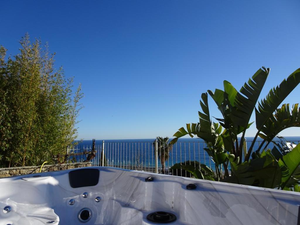 Villetta Sole Mare Santo Stefano al Mare Kültér fotó